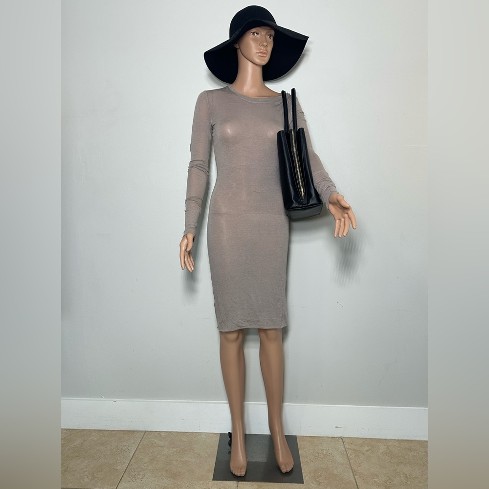 BCBG. Size S.